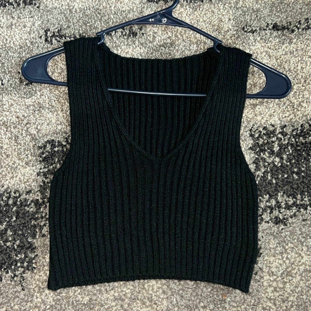SHEIN knit crop top
